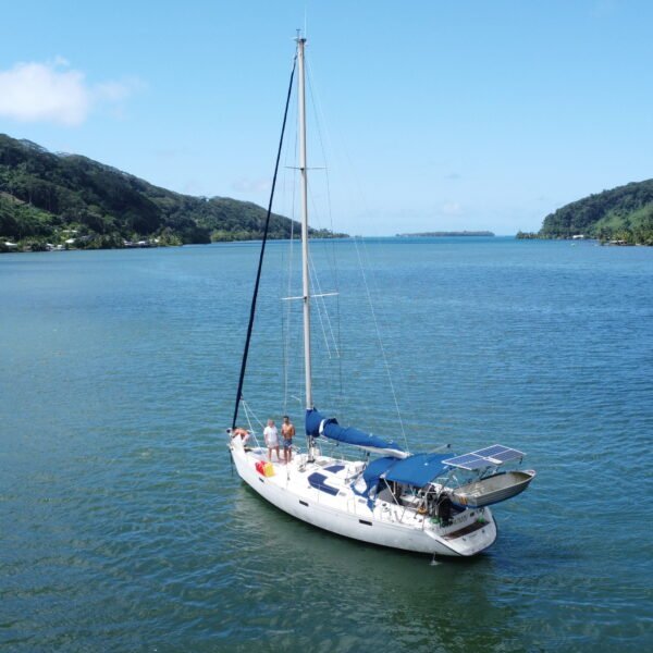 mouillage polynesie voilier raiatea faaroa charters location