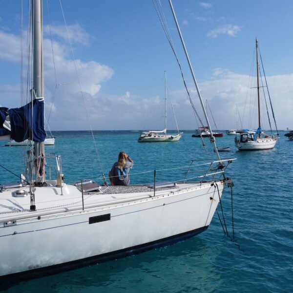 voilier monocoque polynesie location tahiti papeete moorea