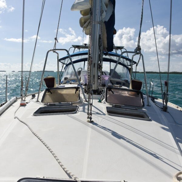 voilier bateau location tahiti bora bora raiatea charter skipper