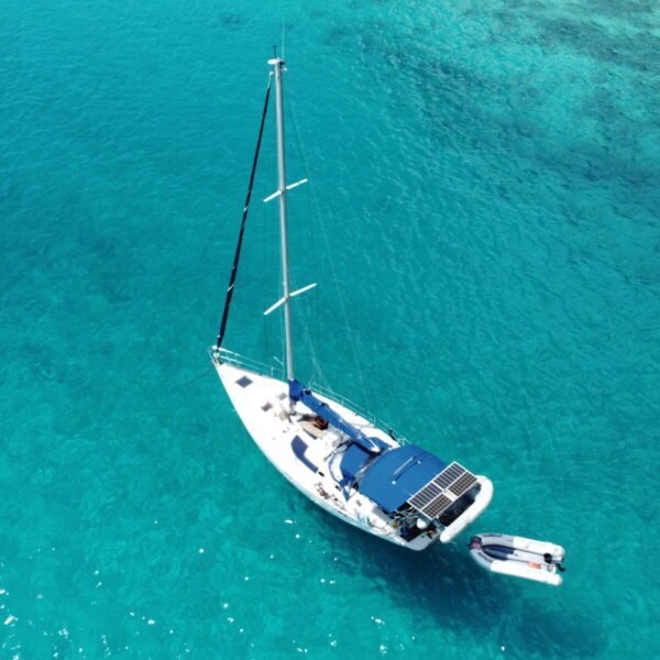 voile polynesie lagons location voilier monocoque longue durée avec skipper